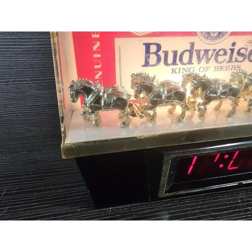 1984 Budweiser King of Beers Clydesdale Lighted Digital Clock Display Man Cave